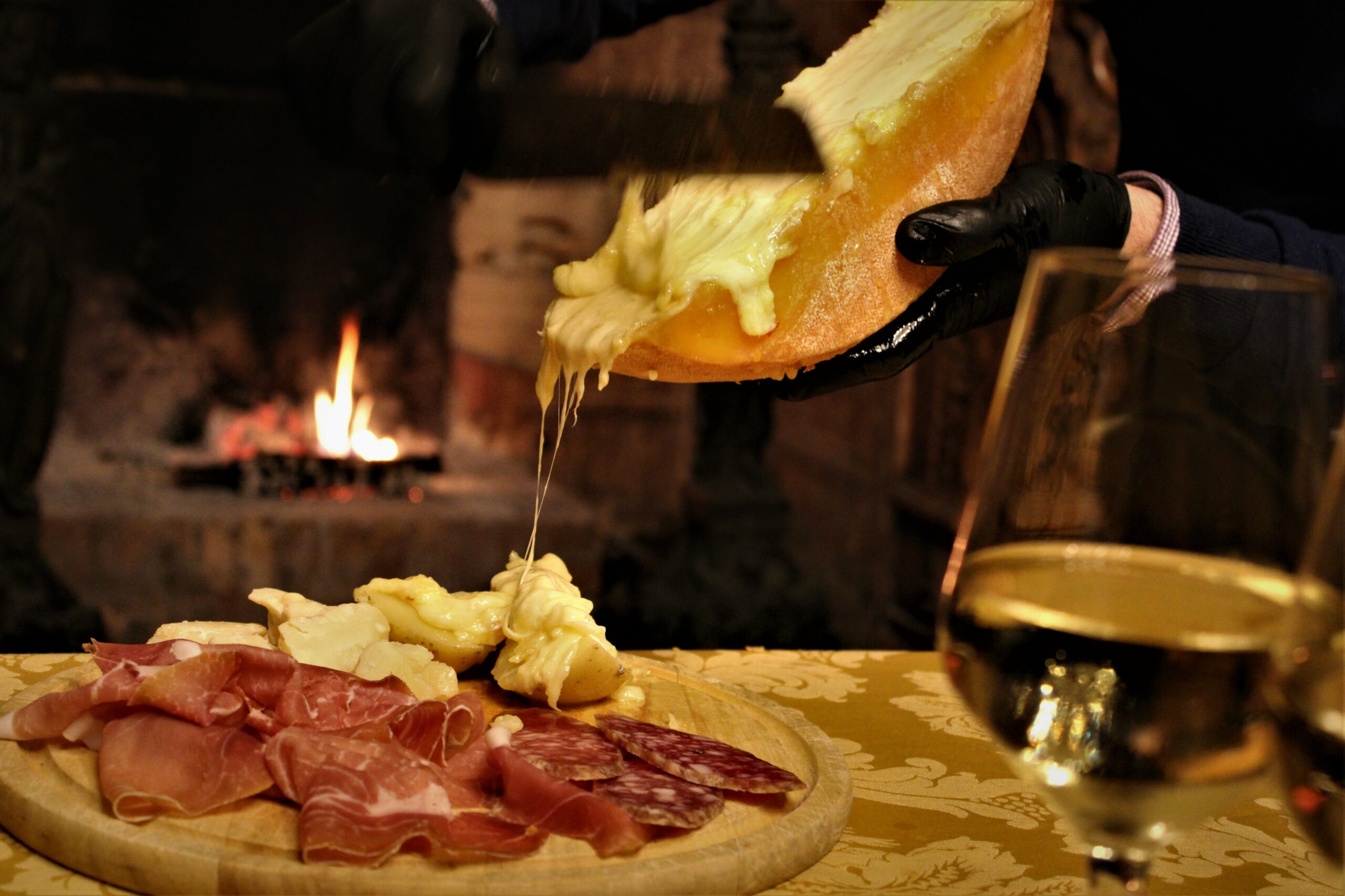 La raclette è servita! Cena nel Castello di Tabiano